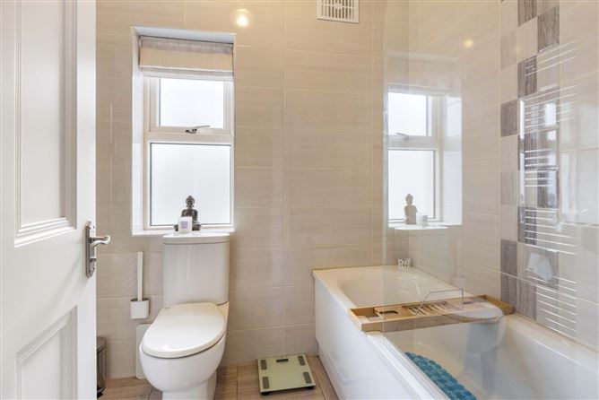 16 Castle Park, Killycard, Castleblayney, Co. Monaghan