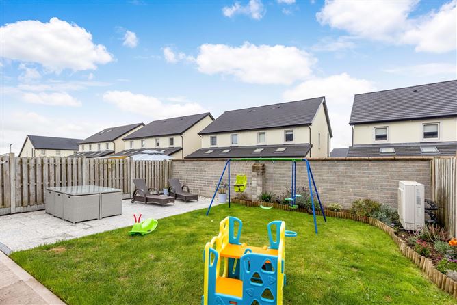 16 Castle Park, Killycard, Castleblayney, Co. Monaghan