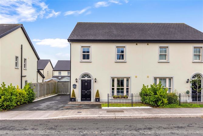 16 Castle Park, Killycard, Castleblayney, Co. Monaghan