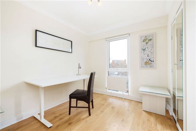 44 Merrion Court, Ailesbury Road, Ballsbridge, Dublin 4