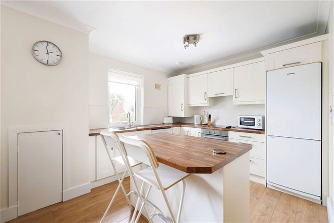 44 Merrion Court, Ailesbury Road, Ballsbridge, Dublin 4