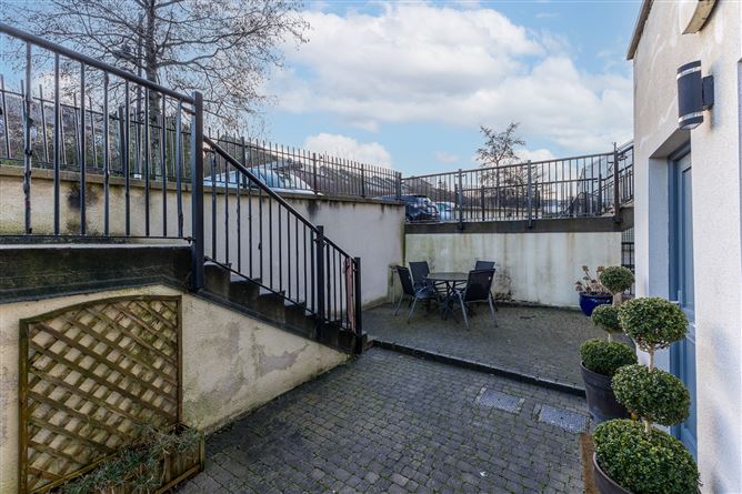 23 Parkview, Malahide,   County Dublin