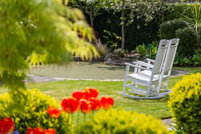 21 Kilteragh Pines, Foxrock, Dublin 18