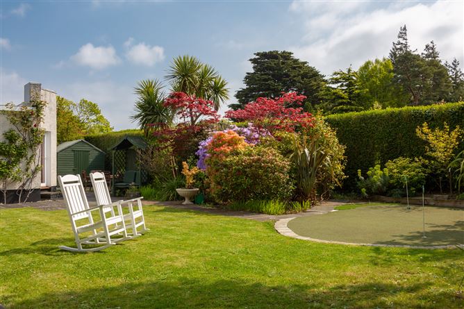 21 Kilteragh Pines, Foxrock, Dublin 18