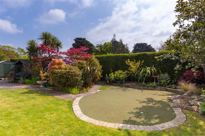 21 Kilteragh Pines, Foxrock, Dublin 18