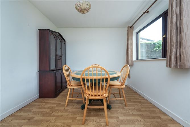 207 Oakfield Heights, Naas, Co. Kildare. W91 D5FH, Naas, Kildare