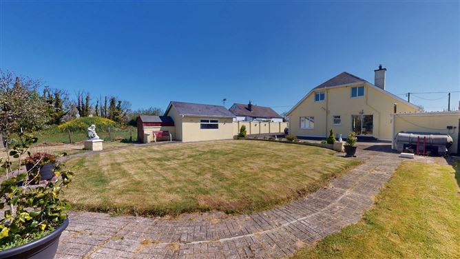 Photo 25 of 32 — Mooncoin House, Ballygillane Big, Rosslare Harbour, Co. Wexford