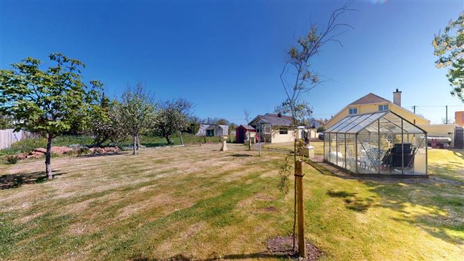 Photo 26 of 32 — Mooncoin House, Ballygillane Big, Rosslare Harbour, Co. Wexford