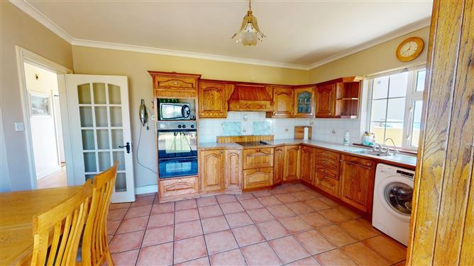 Photo 13 of 32 — Mooncoin House, Ballygillane Big, Rosslare Harbour, Co. Wexford