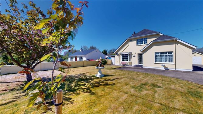 Photo 29 of 32 — Mooncoin House, Ballygillane Big, Rosslare Harbour, Co. Wexford