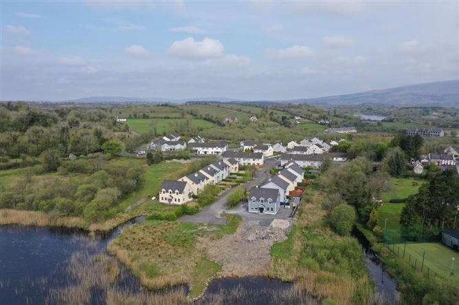 9 Lake View, Keshcarrigan, Carrick-On-Shannon, Leitrim