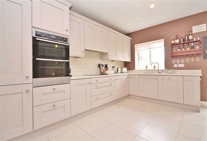 1 Ballycullen Green, Ballycullen, Dublin 24