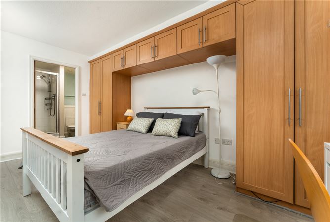 Apartment 123, ADELAIDE SQUARE, WHITEFRIAR STREET, Dublin 8