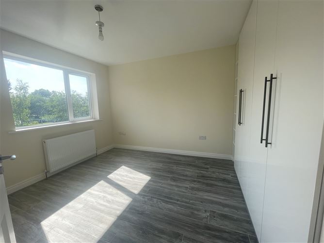 No. 48 Dun Darrach, Longford, Longford