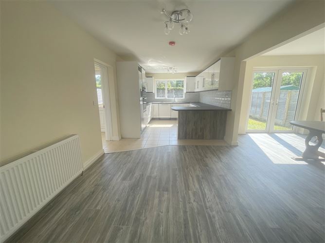 No. 48 Dun Darrach, Longford, Longford
