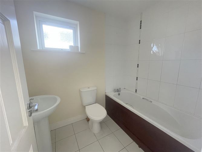 No. 48 Dun Darrach, Longford, Longford