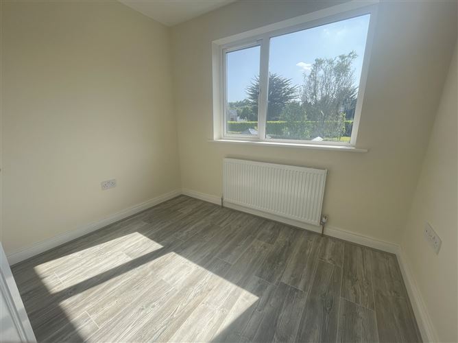 No. 48 Dun Darrach, Longford, Longford