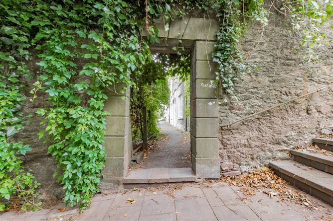 Site No. 1 and House, 2 King's Terrace, Waterford City, Co. Waterford