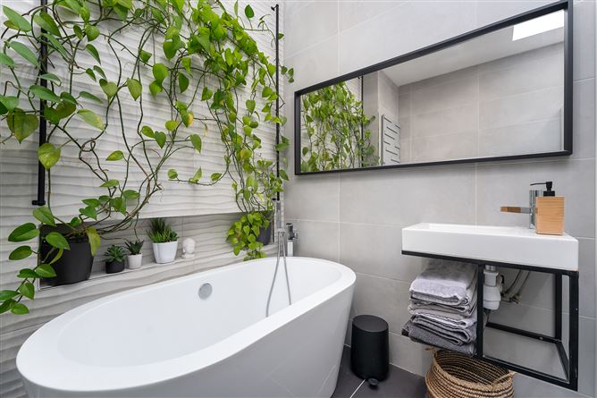 88 BOTANIC AVENUE (plus Mezzanine), Drumcondra, Dublin 9