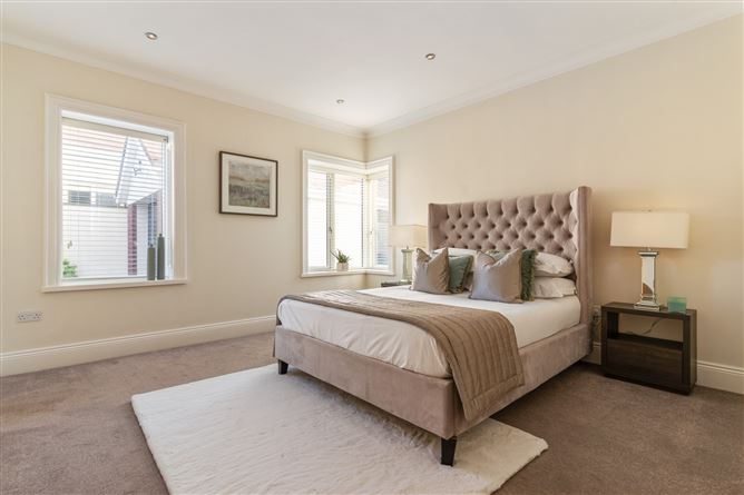 13 Brighton Square, Foxrock, Dublin 18