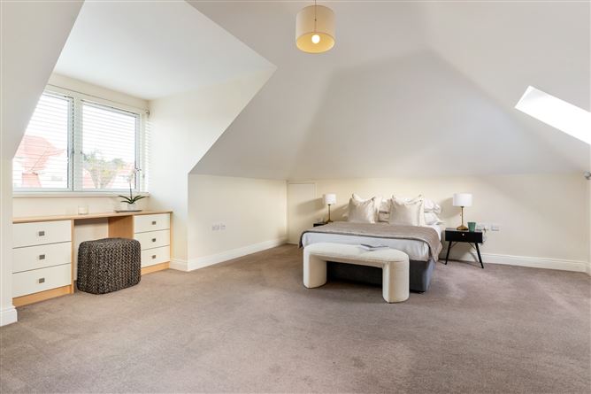 13 Brighton Square, Foxrock, Dublin 18