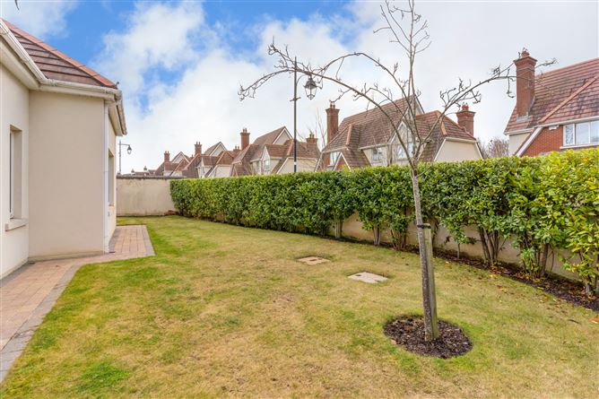 13 Brighton Square, Foxrock, Dublin 18