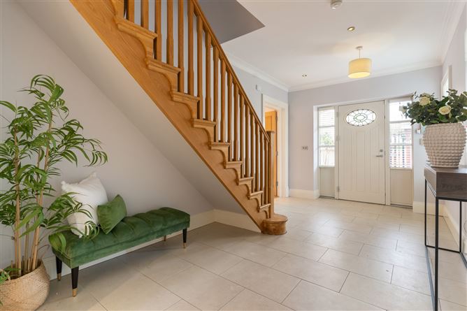 13 Brighton Square, Foxrock, Dublin 18