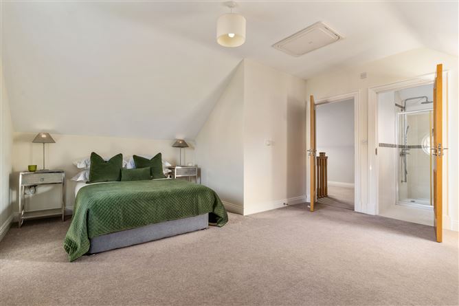 13 Brighton Square, Foxrock, Dublin 18