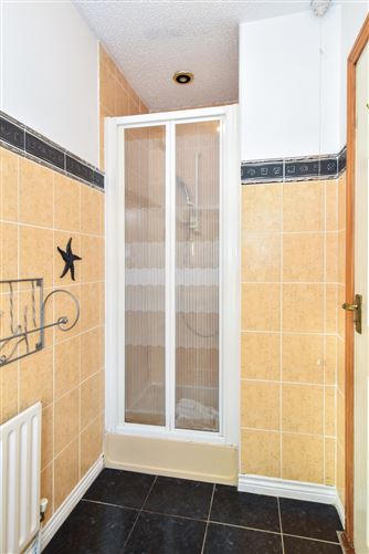 44 Seacrest, Knocknacarra, Galway