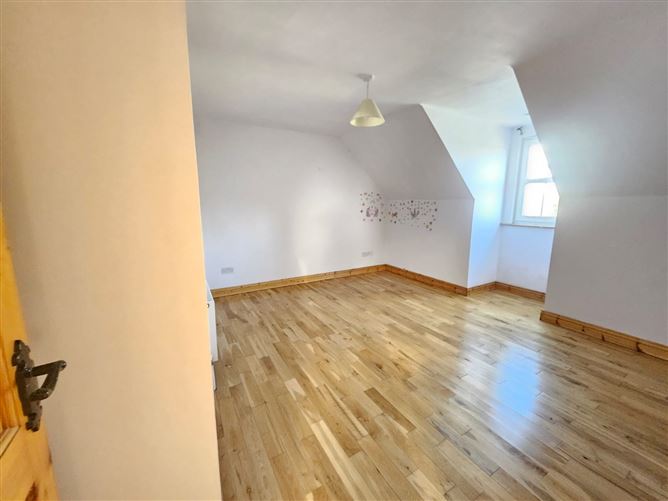 4 Greenhills Drive, Knockroghery, Co. Roscommon