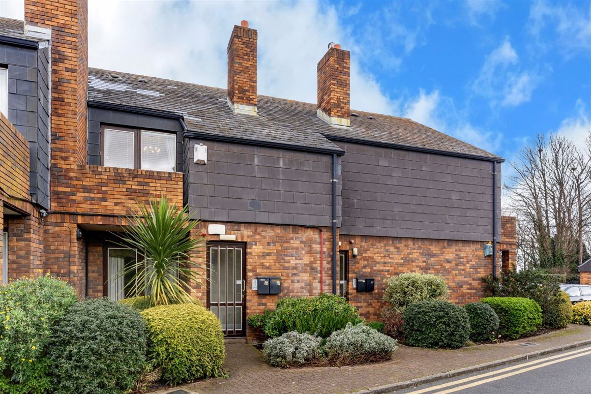 28 Bellevue Court, Blackrock, Co. Dublin