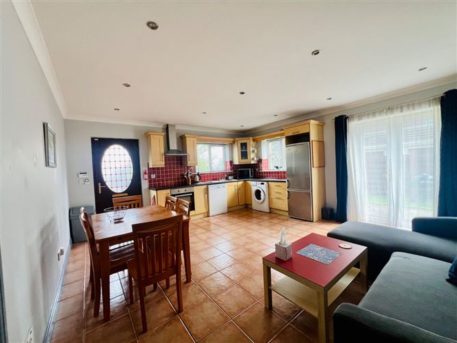 1 Tur Eanna, Clybaun Road, Knocknacarra, Galway
