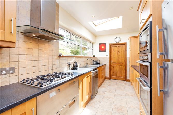 12a Carrickbrack Road, Sutton, Dublin 13