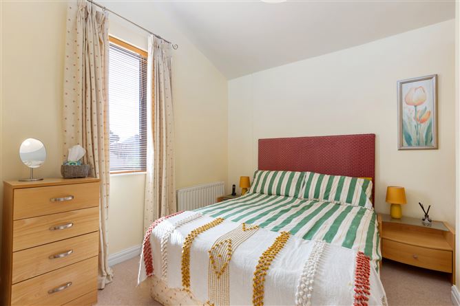 9 Castle Mews, Castle Street, Dalkey, Co. Dublin
