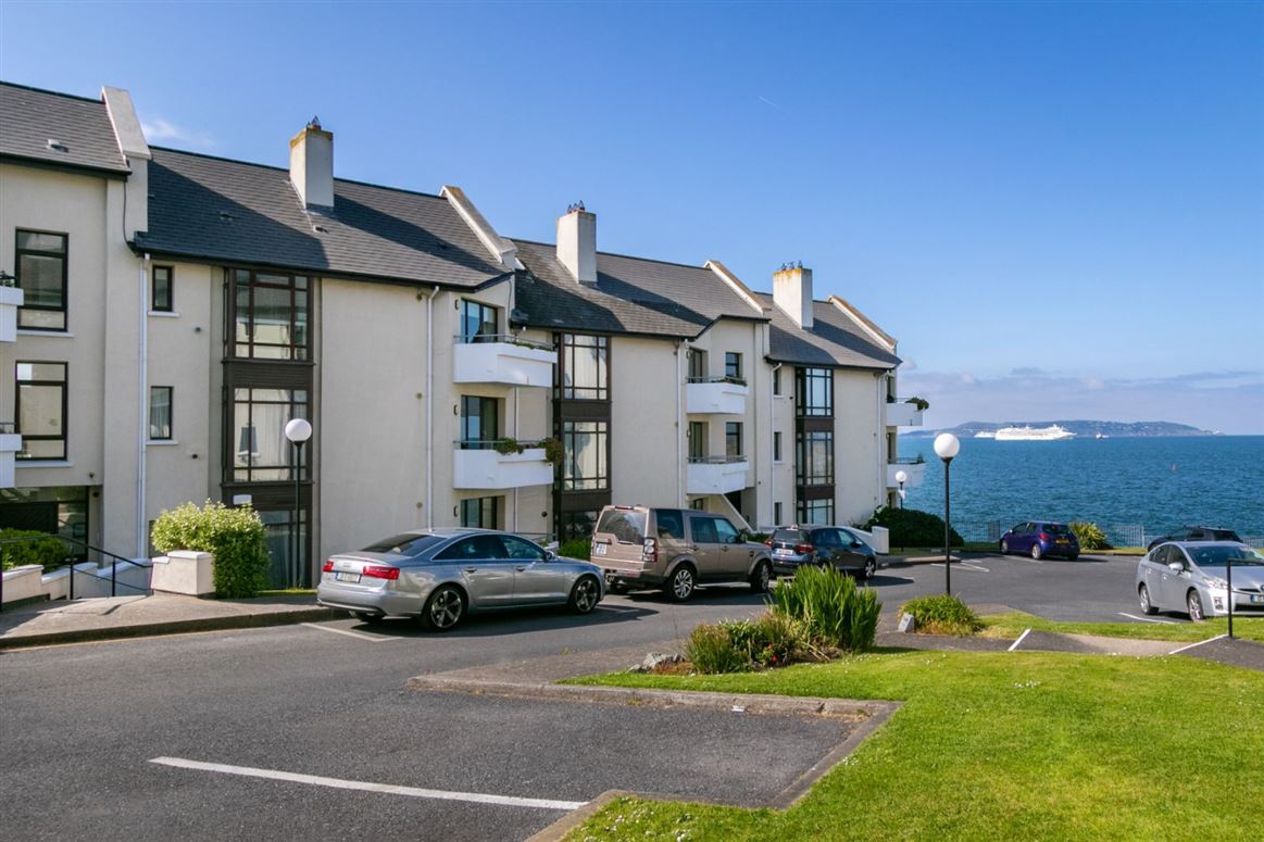 2 Cregan, Bailey View, Harbour Road, Dalkey, Co. Dublin DNG Dun