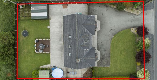 Pakenhamhall Road, Castlepollard, Westmeath