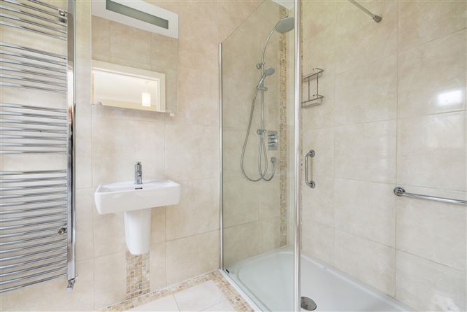 8 Burnaby Park, Greystones, Co. Wicklow