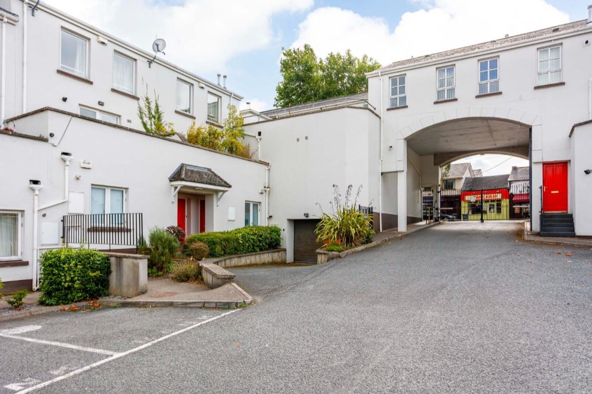 Apartment No. 3 Village Weir, Main Street, Lucan, Dublin