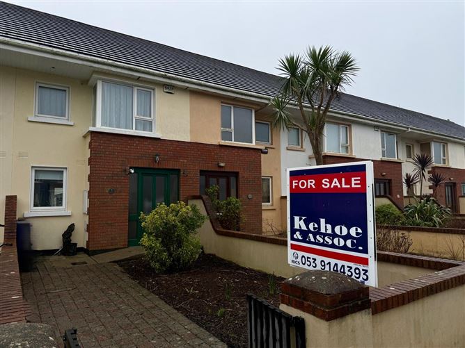 102 Laurel Grove, Tagoat, Wexford
