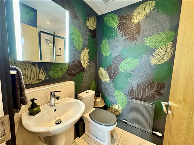 70 Belarmine Place, Stepaside, Dublin 18