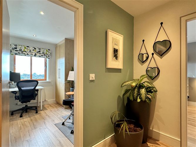 70 Belarmine Place, Stepaside, Dublin 18