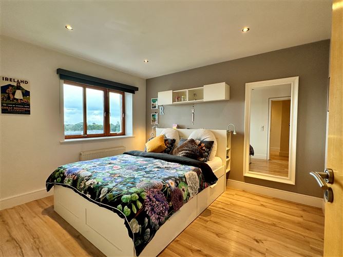 70 Belarmine Place, Stepaside, Dublin 18