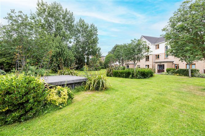 https://photos-a.propertyimages.ie/media/0/3/9/5009930/9ee10c3c-587e-493d-9891-0e8fabeea2e7_l.jpg