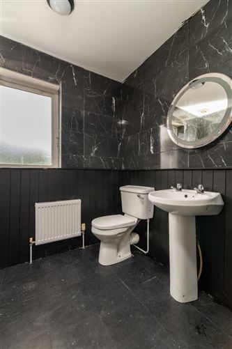 Photo 32 of 39 — 12 Canal Court, Whitefields, Portarlington, Co. Laois