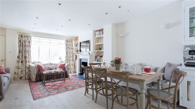 The White Cottage,London,Greater London,United Kingdom