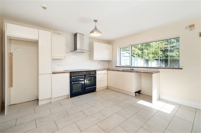 60 St Columbanus Road, Dundrum, Dublin 14