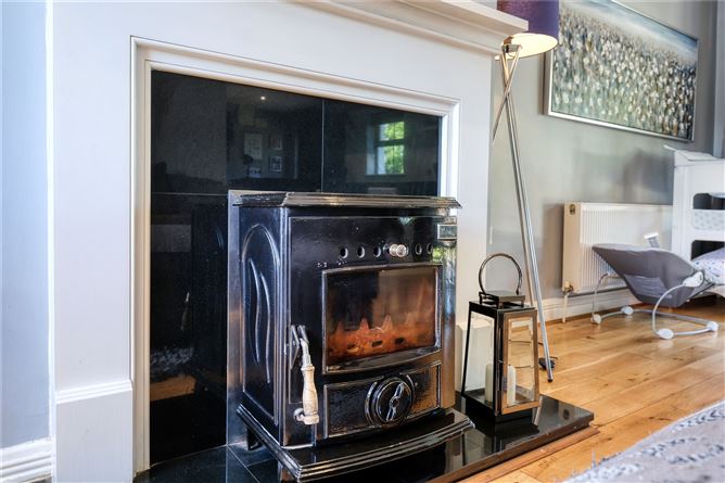 4 Druid Glen, White Linen Woods, Longford