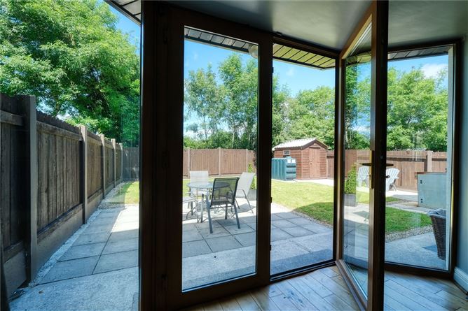 4 Druid Glen, White Linen Woods, Longford