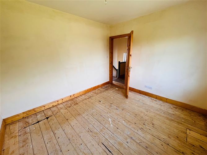 5 Miners Houses, Clonmel Road, Tipperary Town, Tipperary