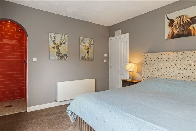 13 Little Meadow, Pottery Road, Dun Laoghaire, Co. Dublin